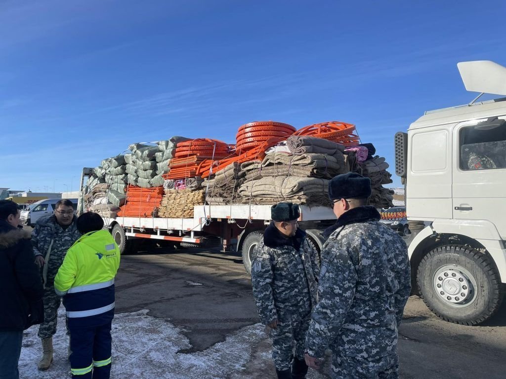 Турк руу 20 ширхэг гэр, Сири улс руу 500 ширхэг хөнжил илгээнэ